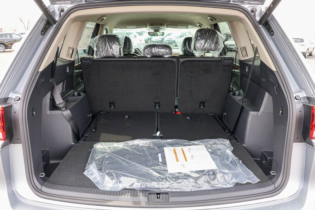 New 2025 Volkswagen Atlas SE image 35