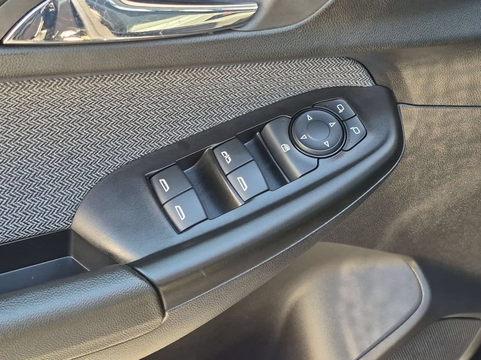 Used 2023 Chevrolet TrailBlazer LS FWD image 11