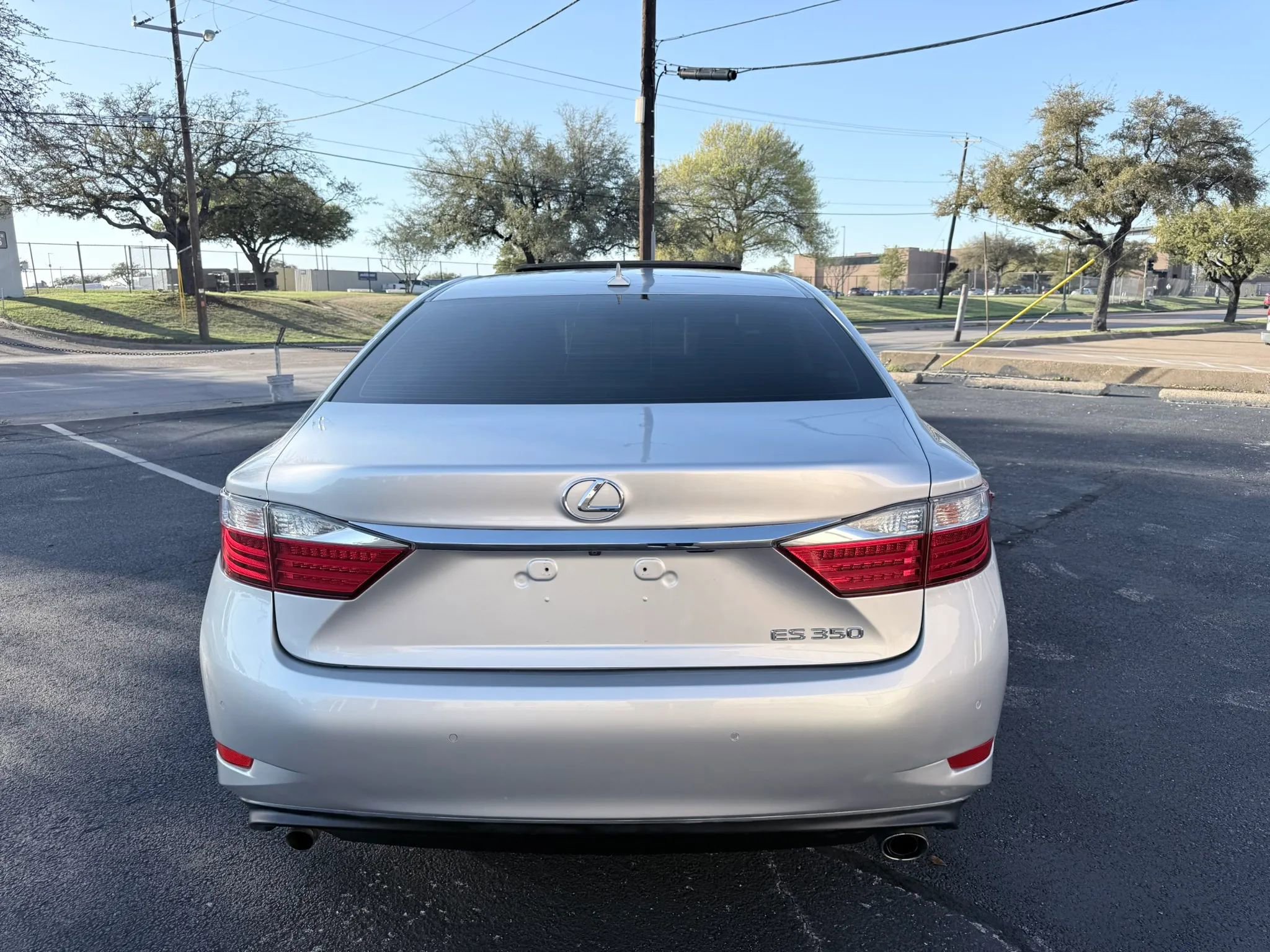 Used 2014 Lexus ES 350 ES 350 Sedan 4D w/ Luxury Package image 8