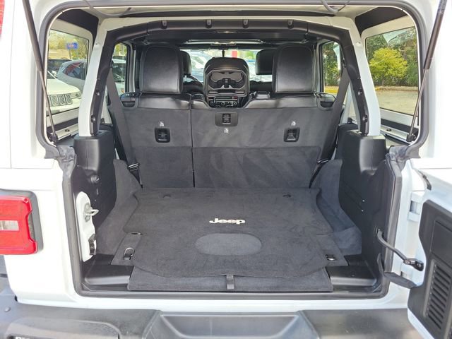 Used 2021 Jeep Wrangler Unlimited Rubicon w/ Steel Bumper Group image 8
