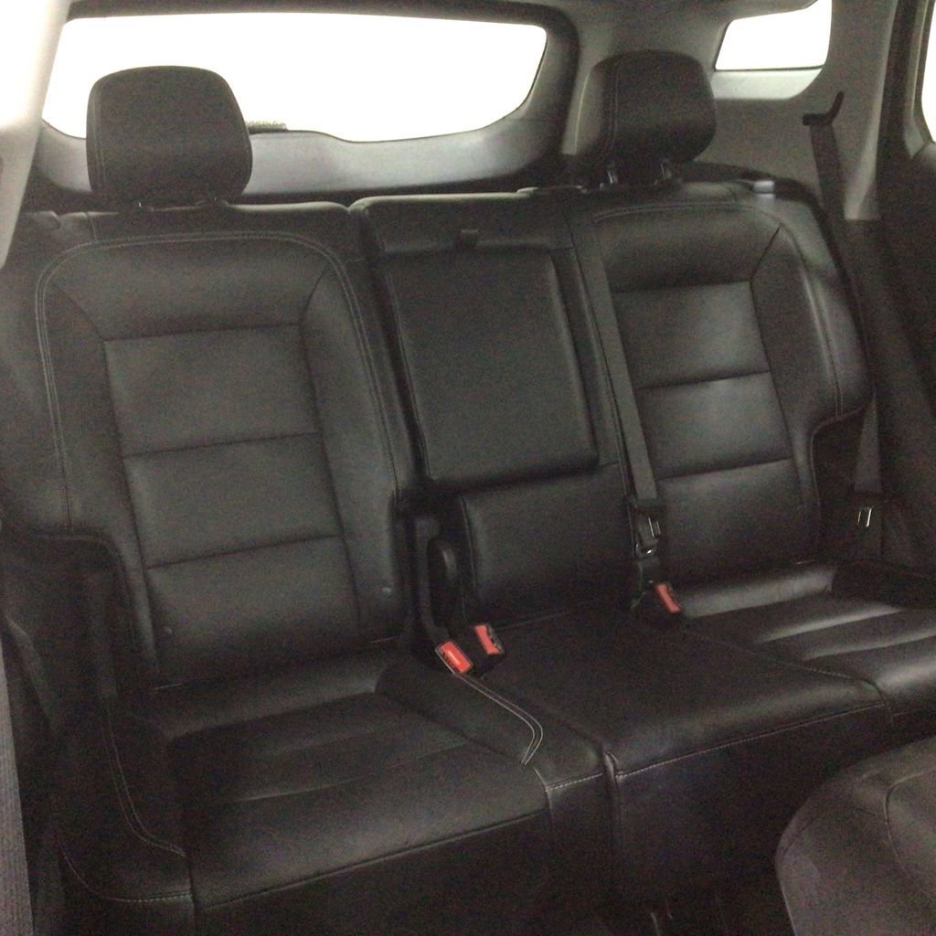 Used 2024 GMC Terrain SLT image 30