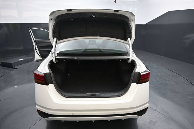 Used 2025 Nissan Altima 2.5 SV FWD image 26