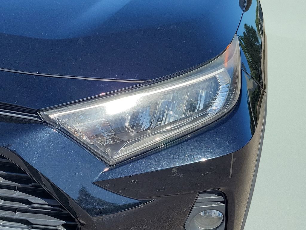 Certified 2021 Toyota RAV4 XLE image 17