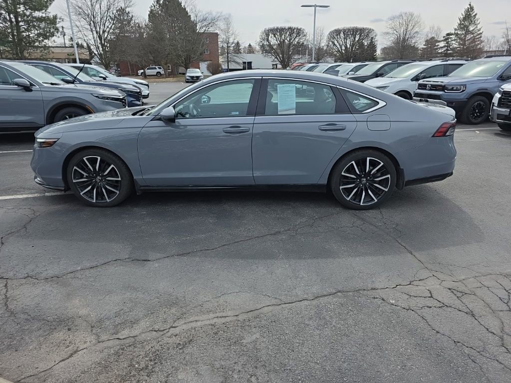 Used 2023 Honda Accord Touring image 4