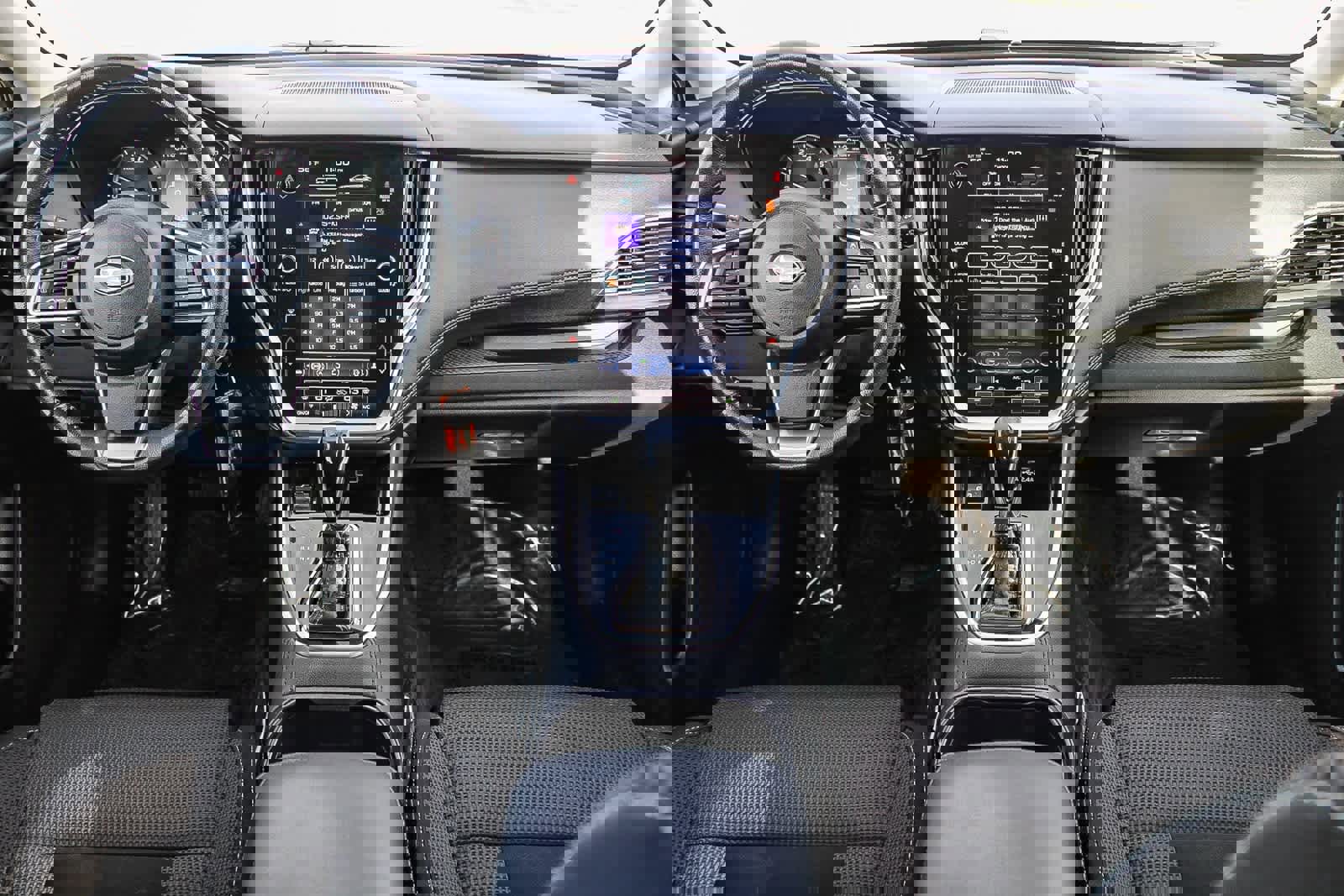 Used 2023 Subaru Outback Premium image 12