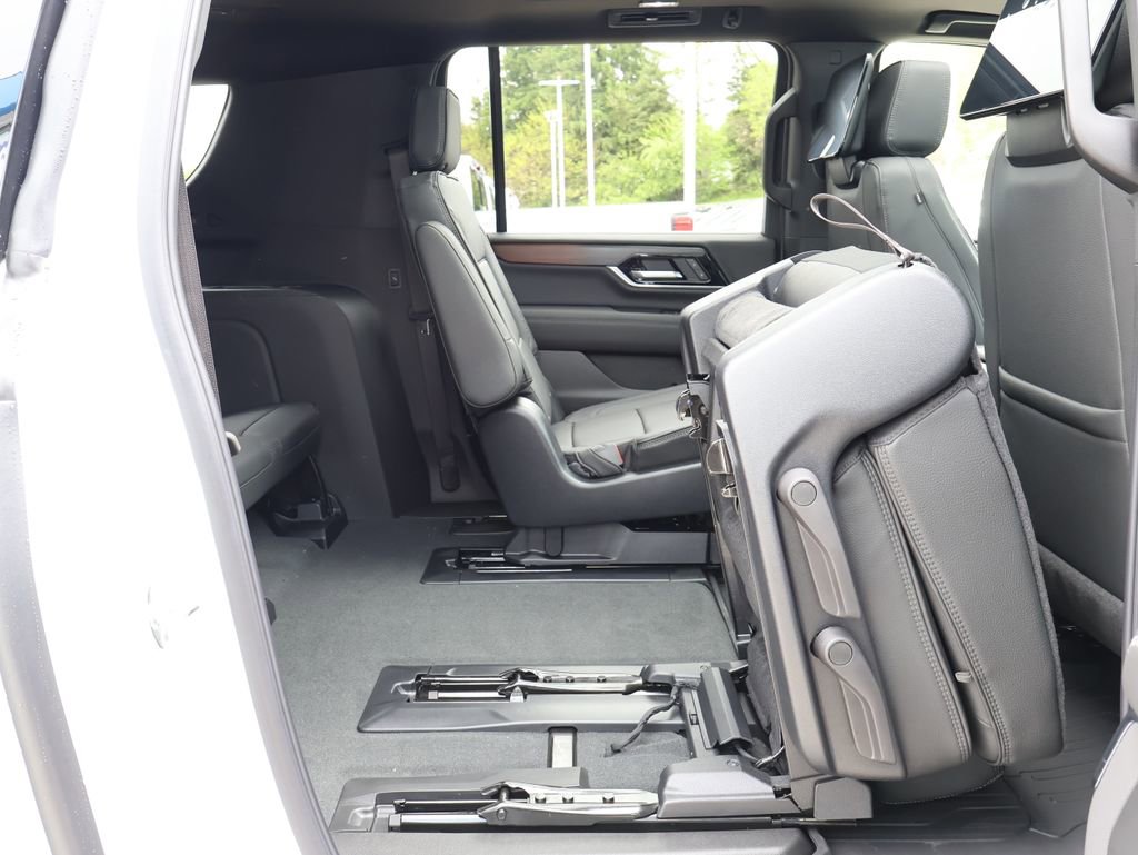 New 2026 GMC Yukon XL Denali w/ Denali Reserve Package AWD/4WD image 44