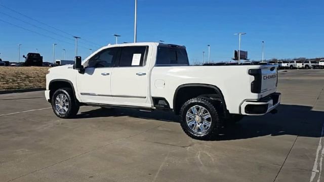Used 2024 Chevrolet Silverado 2500 High Country w/ Z71 Off-Road Package image 6