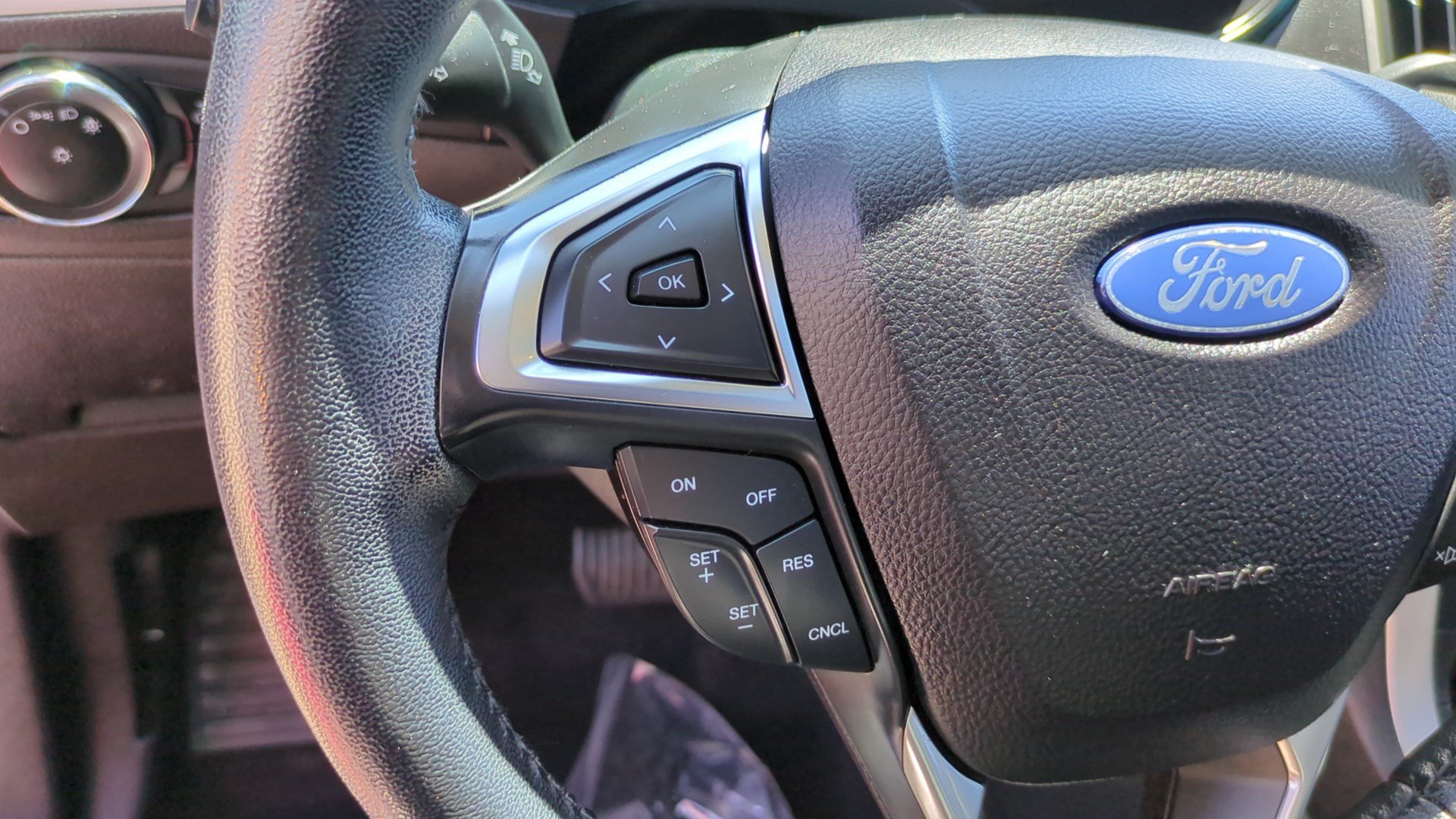 Used 2023 Ford Edge SEL w/ Convenience Package AWD/4WD image 18