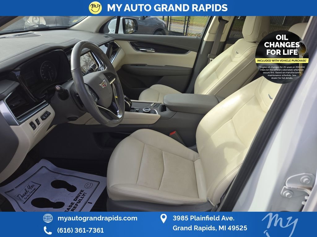 Used 2022 Cadillac XT6 Premium Luxury w/ Technology Package image 18