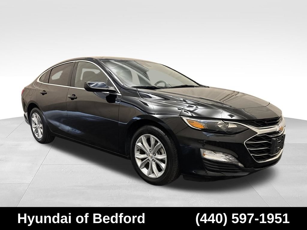 Used 2024 Chevrolet Malibu LT FWD image 3