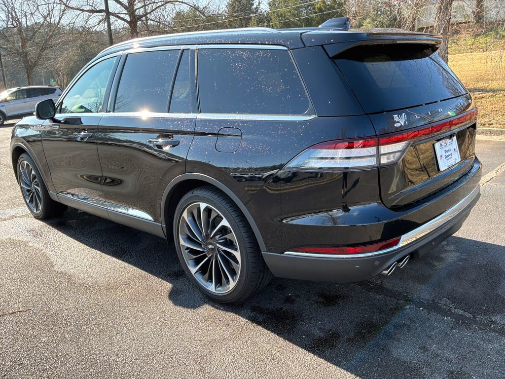 Used 2025 Lincoln Aviator Reserve w/ Illumination Package image 7