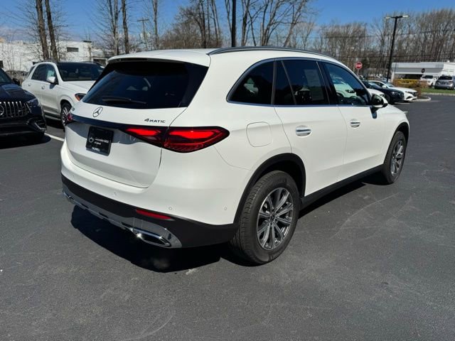 Used 2026 Mercedes-Benz GLC 300 4MATIC image 3