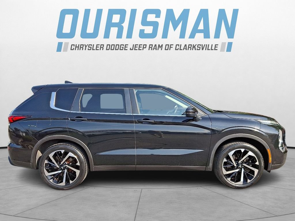 Used 2022 Mitsubishi Outlander ES AWD/4WD image 7