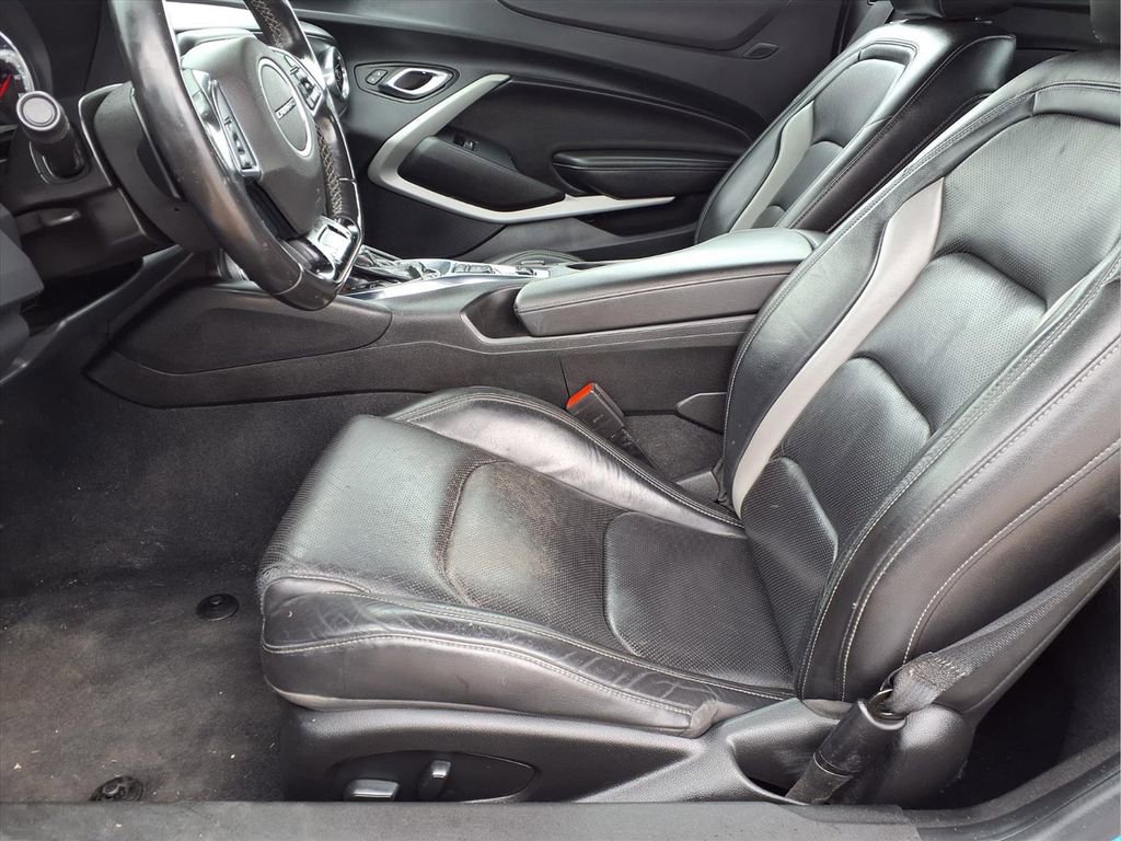 Used 2023 Chevrolet Camaro LT w/ RS Package image 24