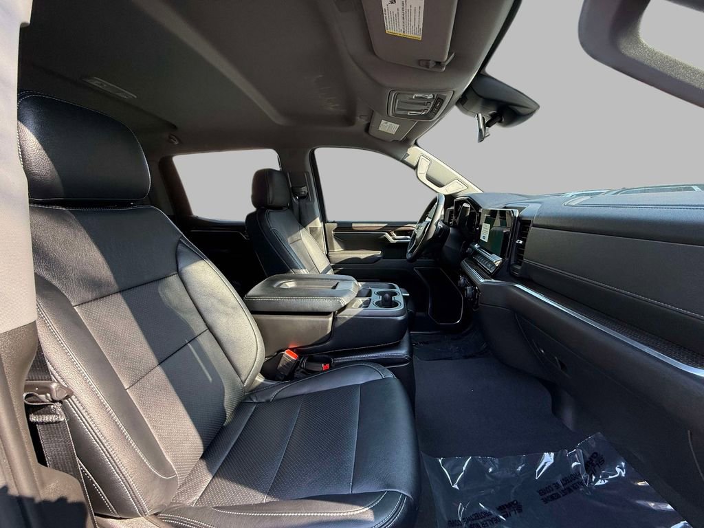 Used 2022 Chevrolet Silverado 1500 LT image 14