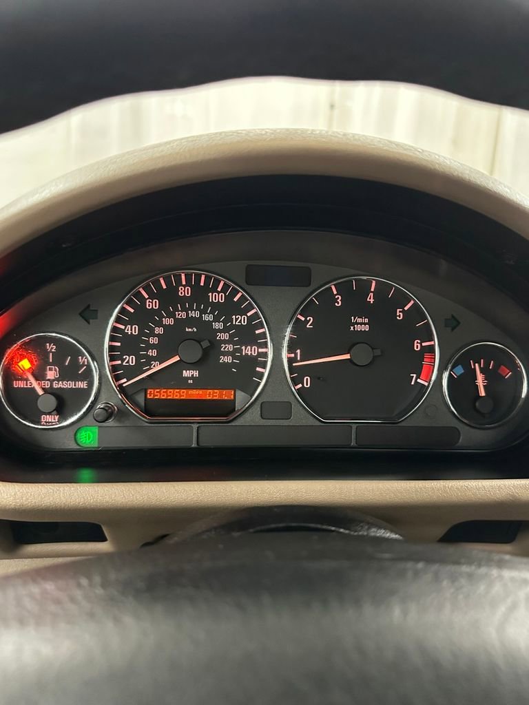 Used 1998 BMW Z3 1.9 image 19