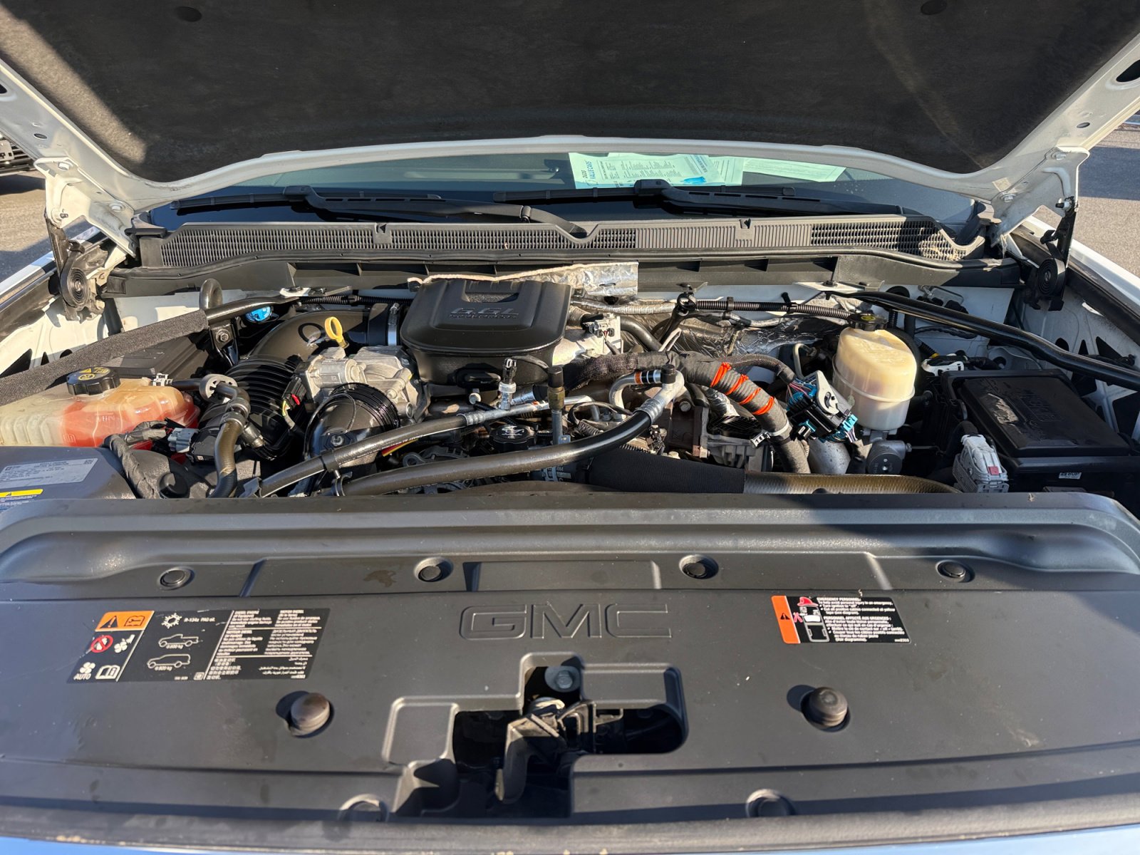 Used 2015 GMC Sierra 3500 Denali w/ Duramax Plus Package image 20