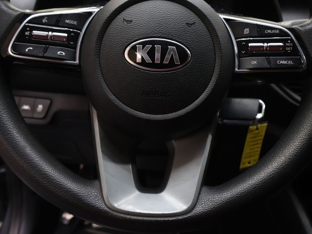 Used 2020 Kia Forte LXS image 18