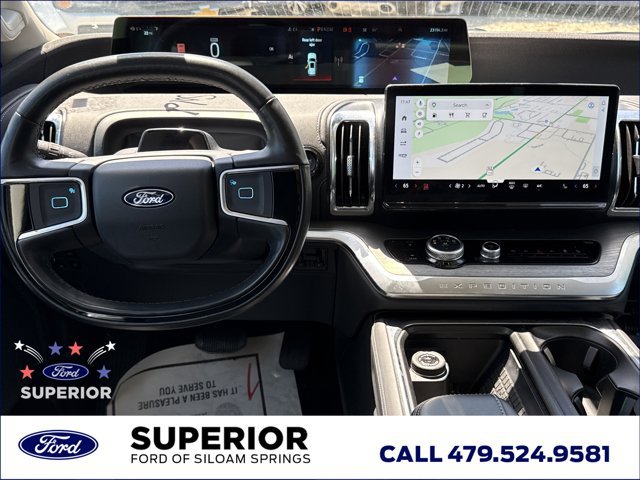 Used 2025 Ford Expedition Platinum AWD/4WD image 5