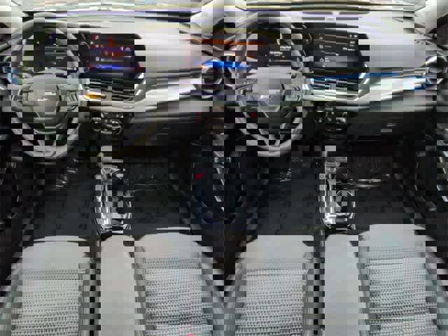 Used 2024 Chevrolet Trax LT image 16