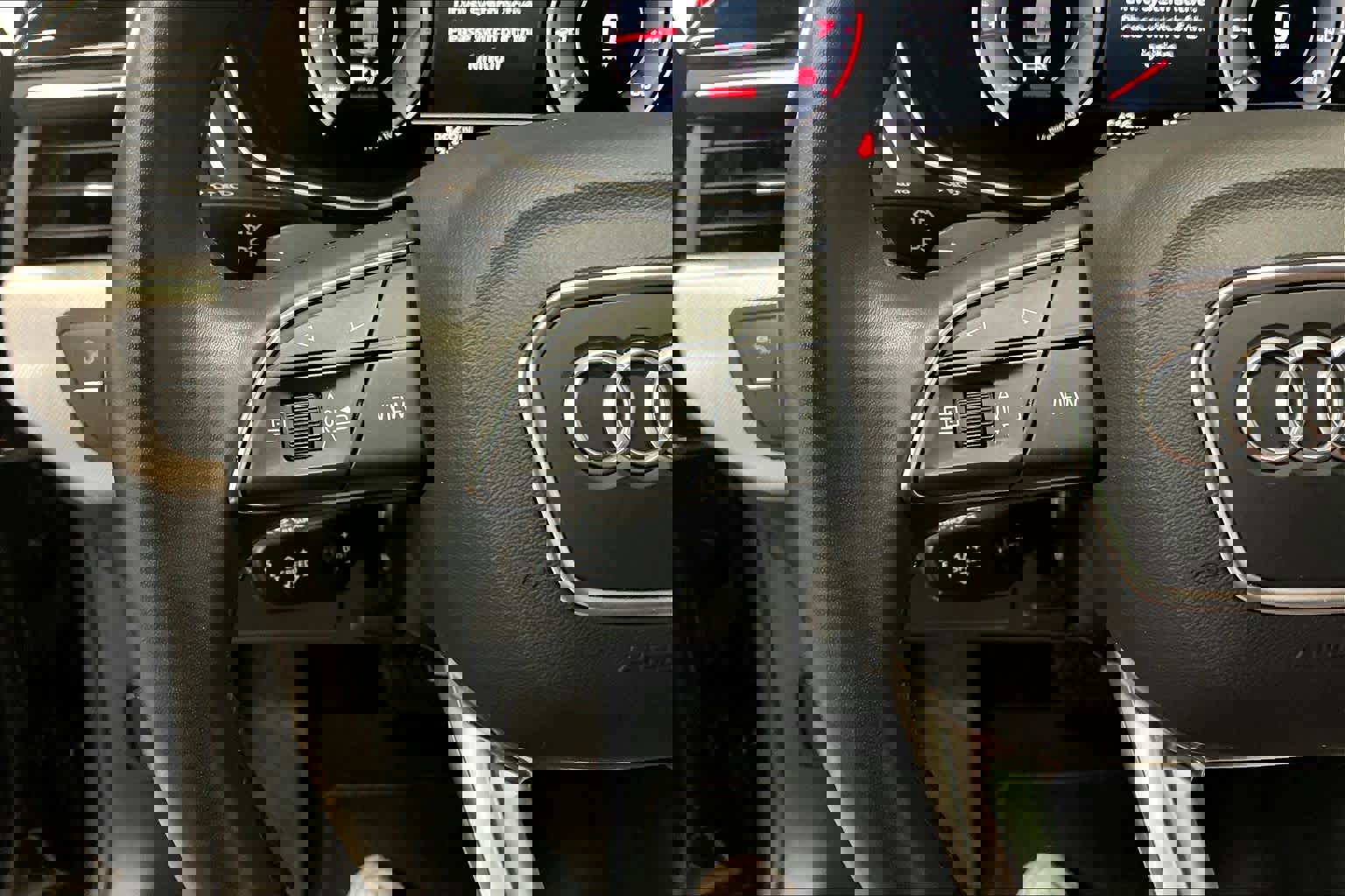 Used 2025 Audi A5 2.0T Premium Plus w/ Convenience Plus Package image 20