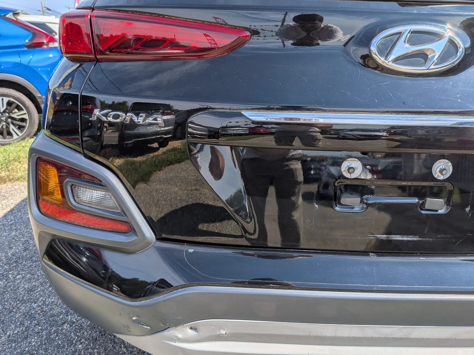 Used 2021 Hyundai Kona Limited AWD/4WD image 16