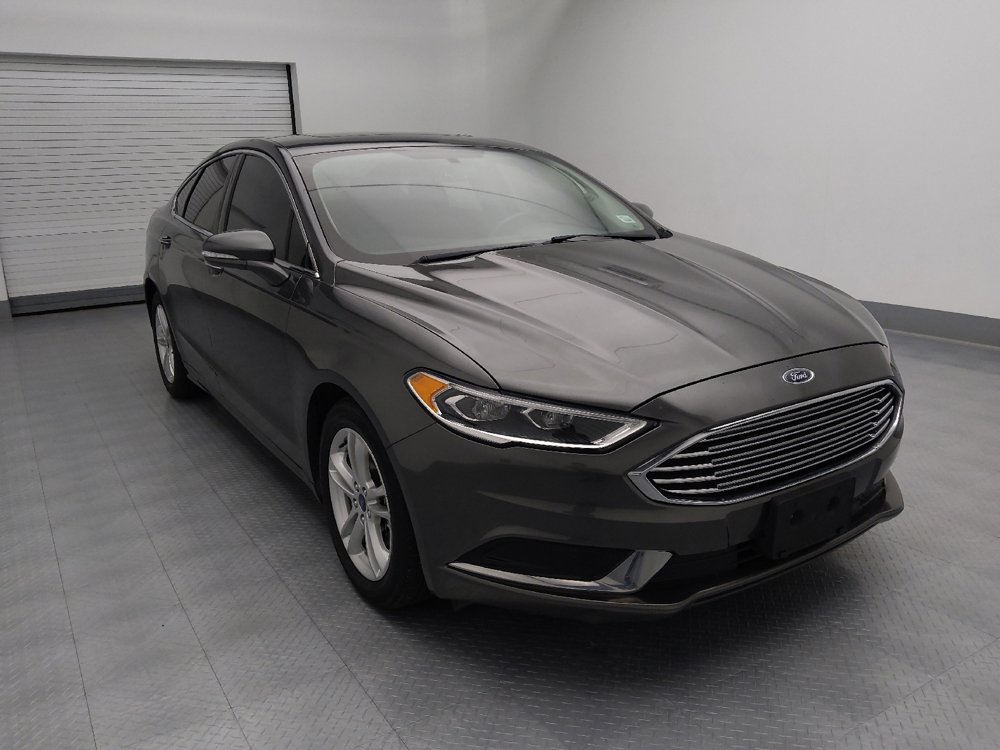 Used 2018 Ford Fusion SE w/ Fusion SE Technology Package image 13
