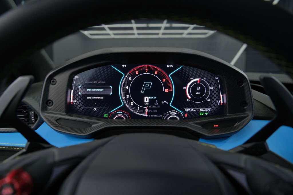 Used 2025 Lamborghini Revuelto image 51