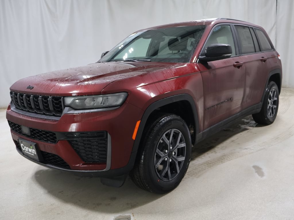 New 2026 Jeep Grand Cherokee Altitude AWD/4WD video 3