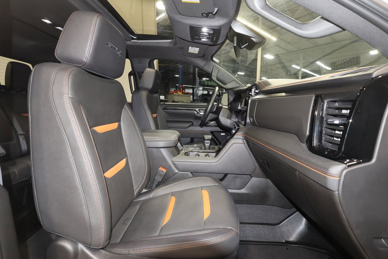 Certified 2024 GMC Sierra 1500 AT4 w/ AT4 Carbonpro Edition image 27