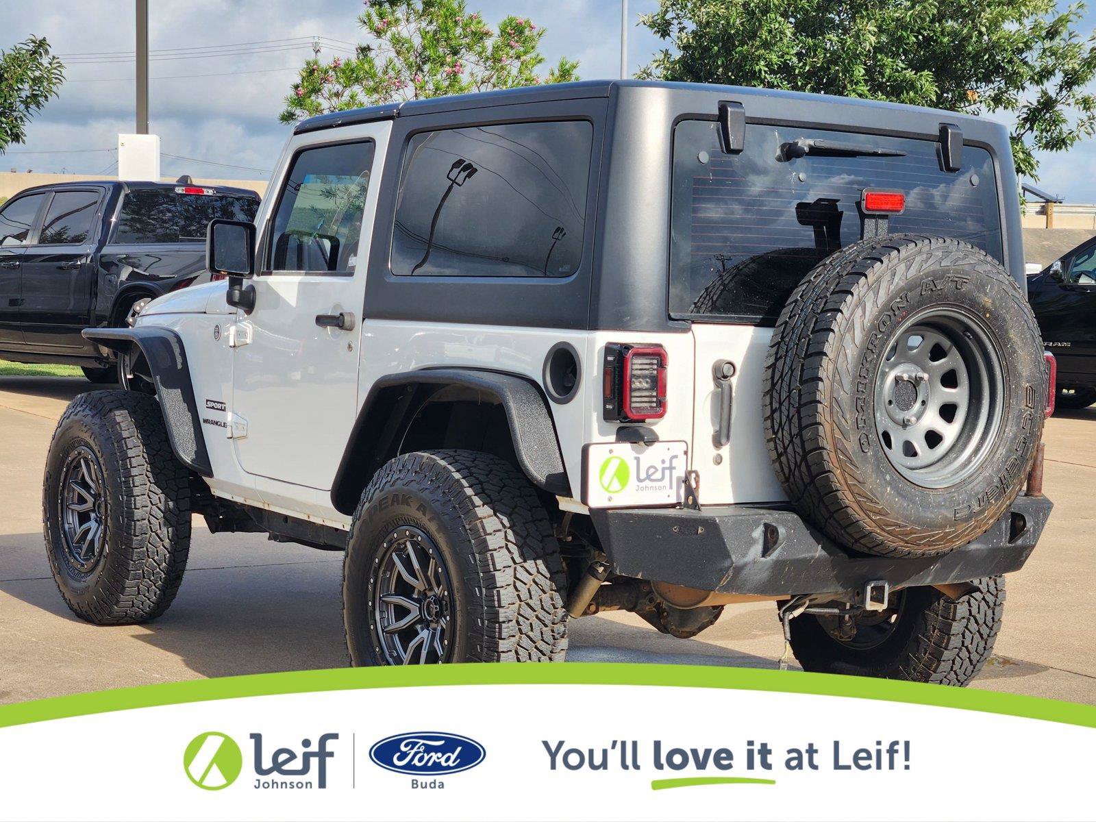 Used 2015 Jeep Wrangler Sport w/ Connectivity Group AWD/4WD image 5