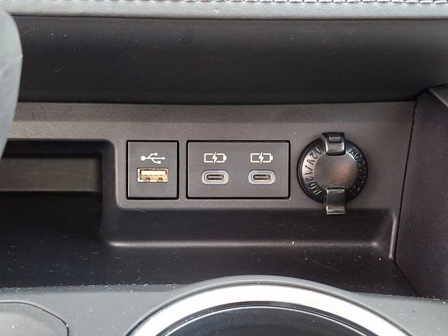 Used 2023 Toyota Highlander XLE image 26