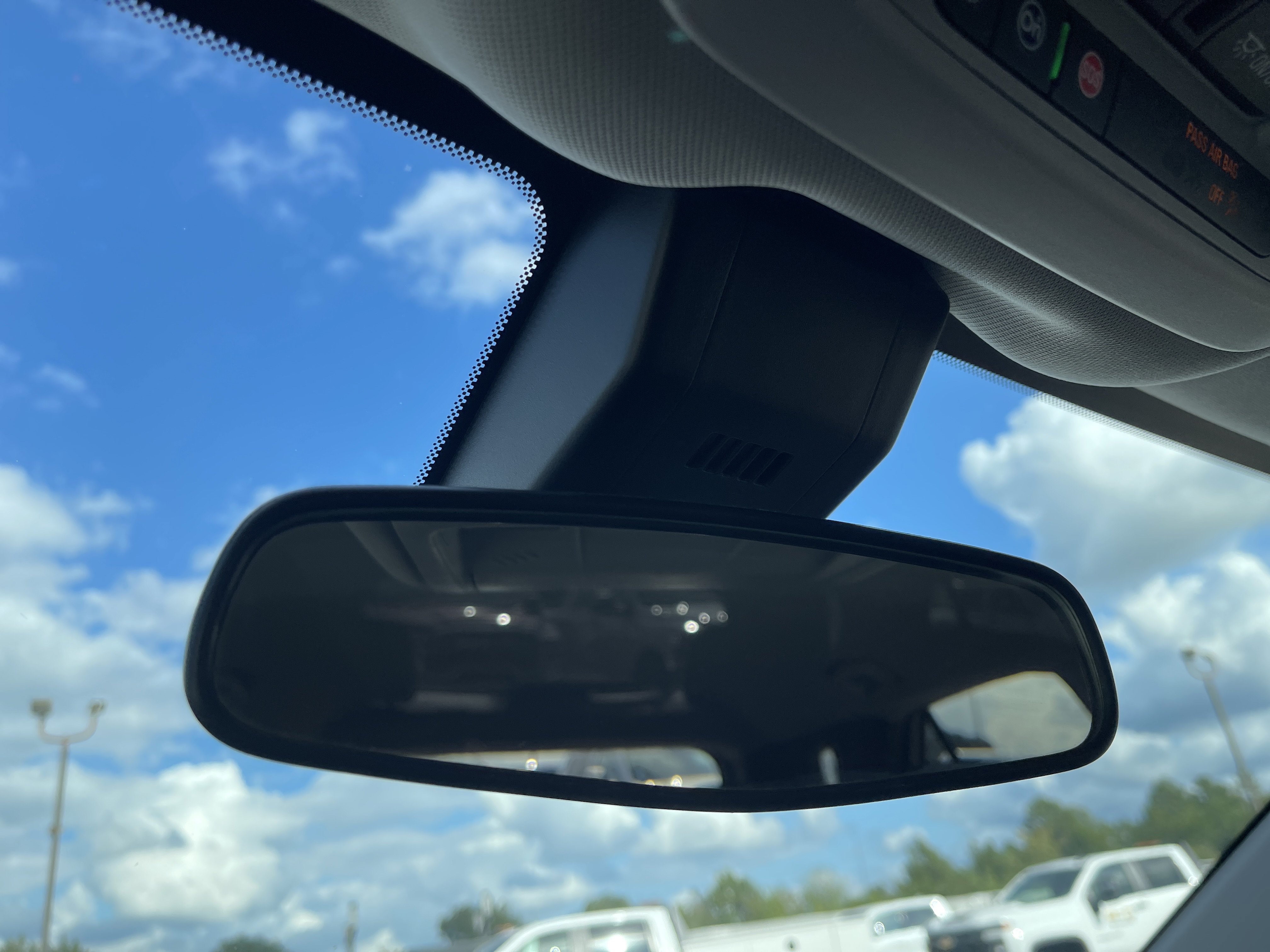 Used 2022 Chevrolet Equinox LT FWD image 34