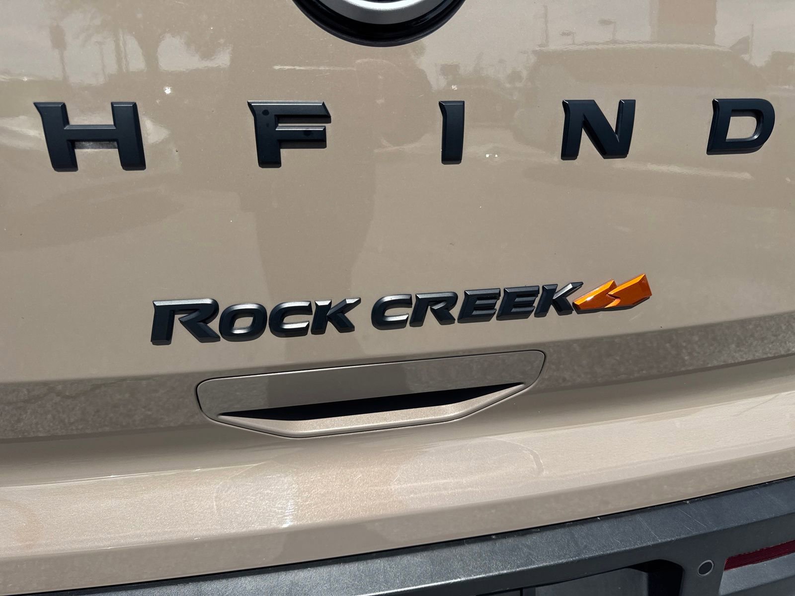 Used 2025 Nissan Pathfinder Rock Creek image 8