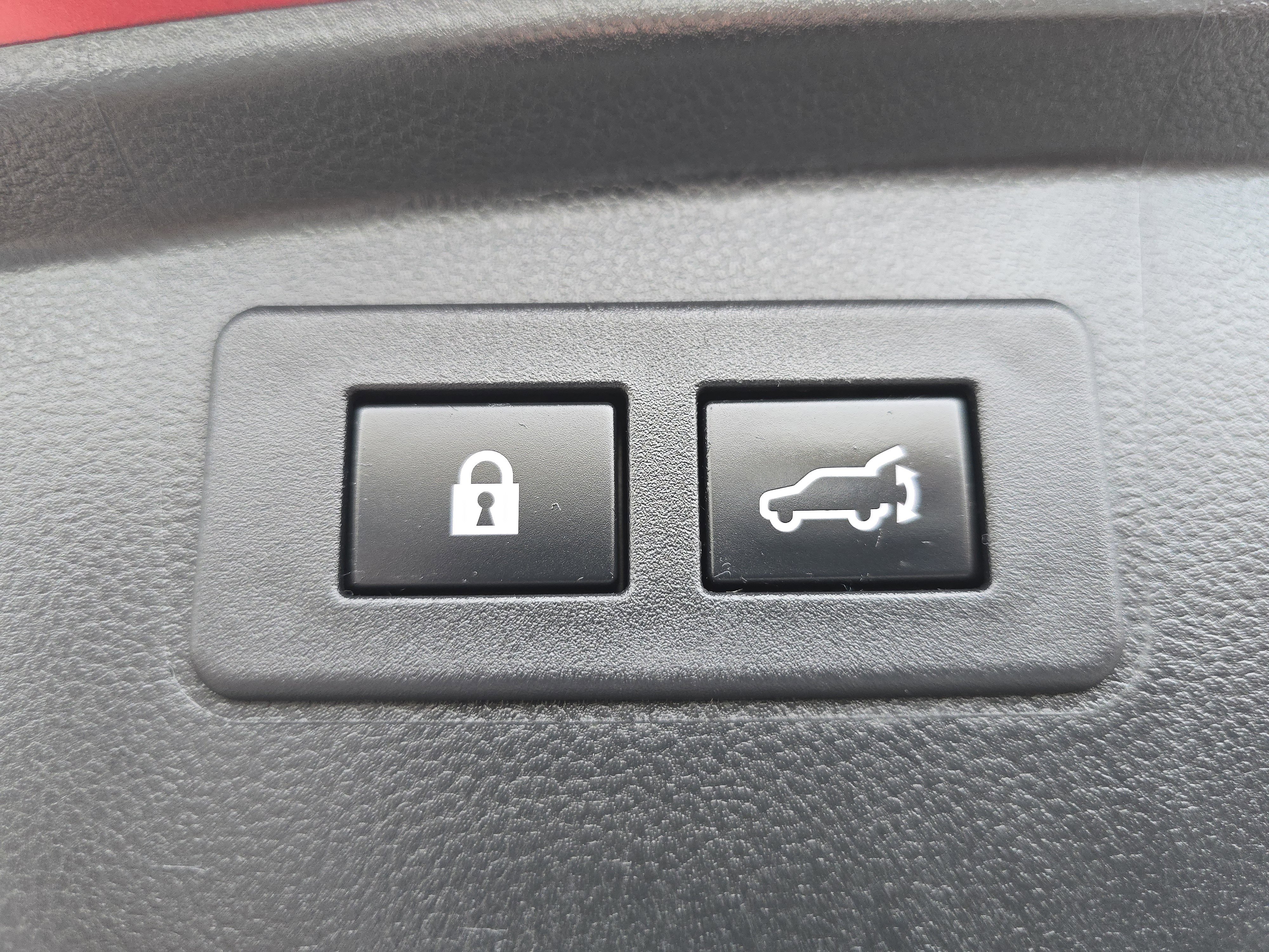 Used 2022 Subaru Outback Limited image 17