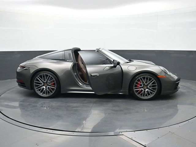 Certified 2024 Porsche 911 Targa 4S AWD/4WD image 29