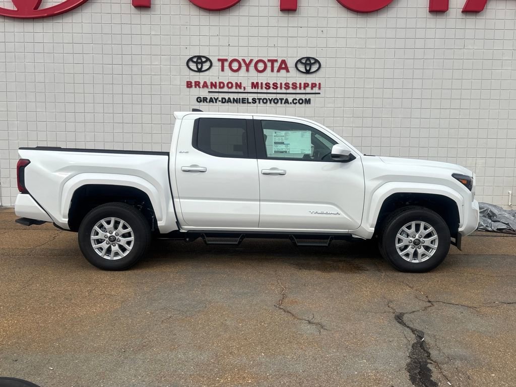 New 2026 Toyota Tacoma SR5