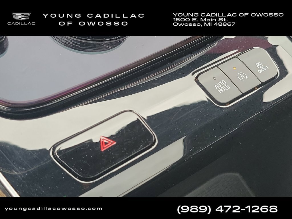 Used 2025 Cadillac Escalade Premium Luxury AWD/4WD image 23