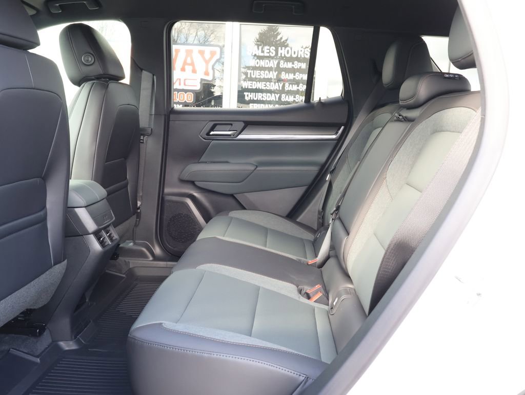 New 2026 GMC Terrain AT4 AWD/4WD image 25