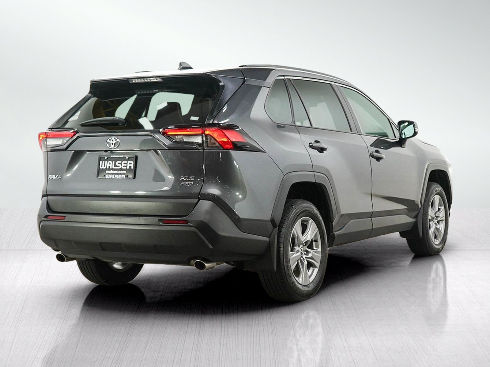 Used 2023 Toyota RAV4 XLE w/ Convenience Package AWD/4WD image 5