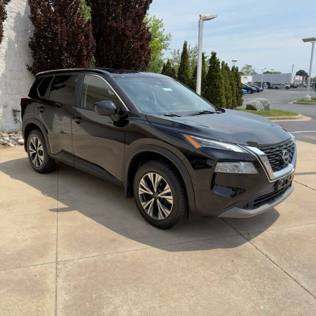 Used 2023 Nissan Rogue SV AWD/4WD image 7