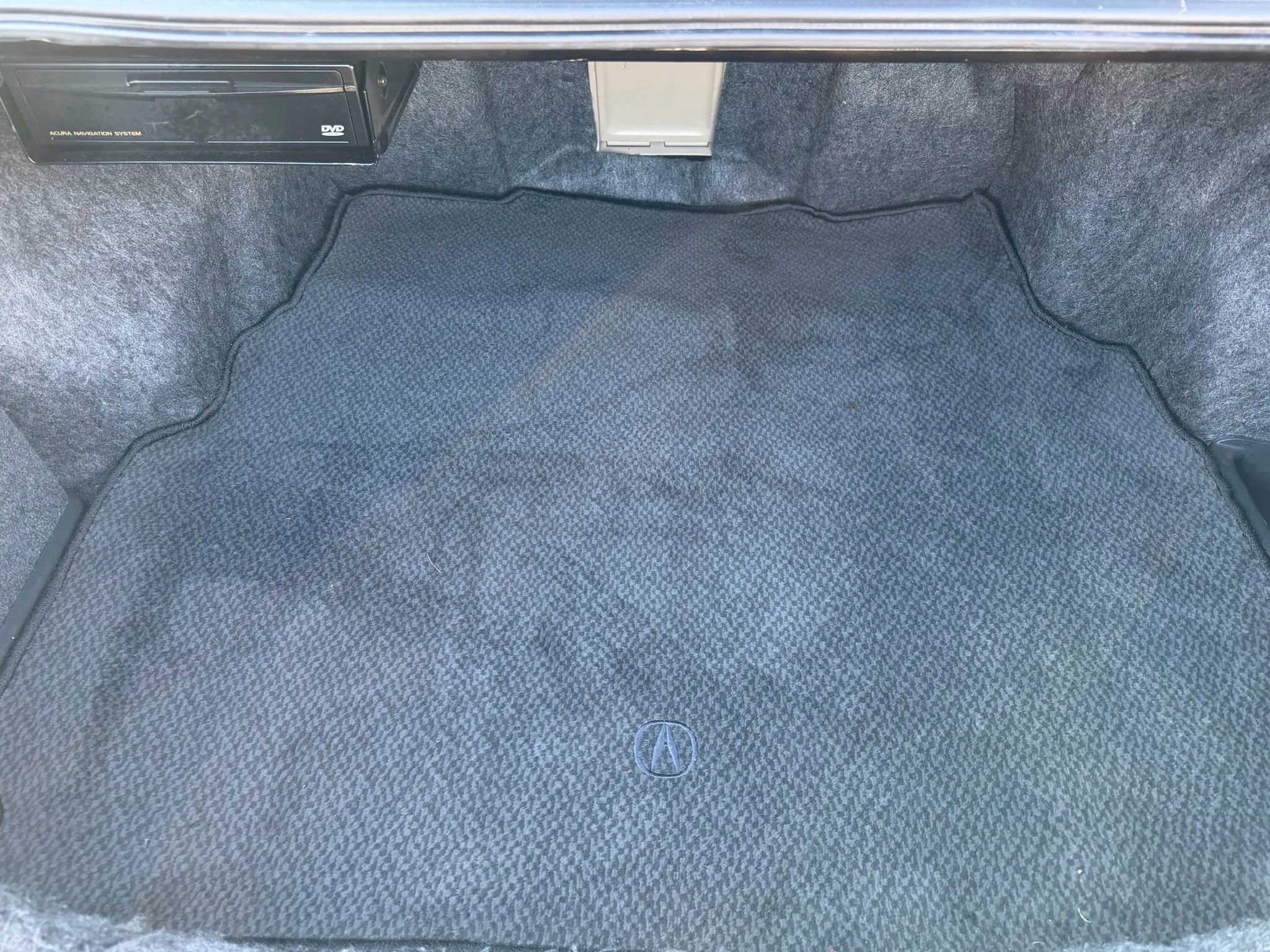 Used 2002 Acura RL image 31