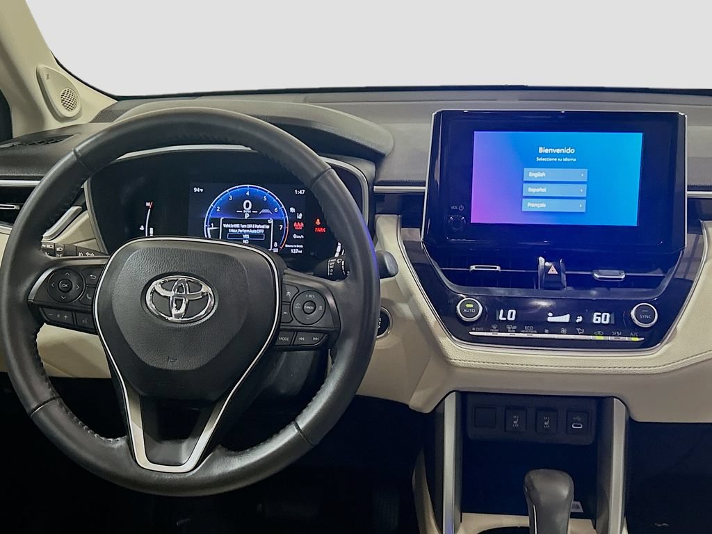 Used 2023 Toyota Corolla Cross XLE w/ Convenience Package AWD/4WD image 20