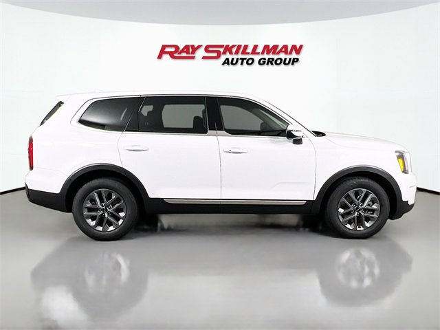 Used 2024 Kia Telluride LX image 8
