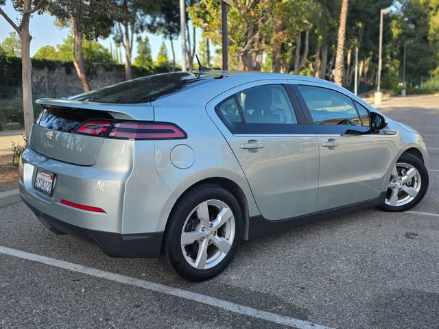 Used 2013 Chevrolet Volt FWD image 6