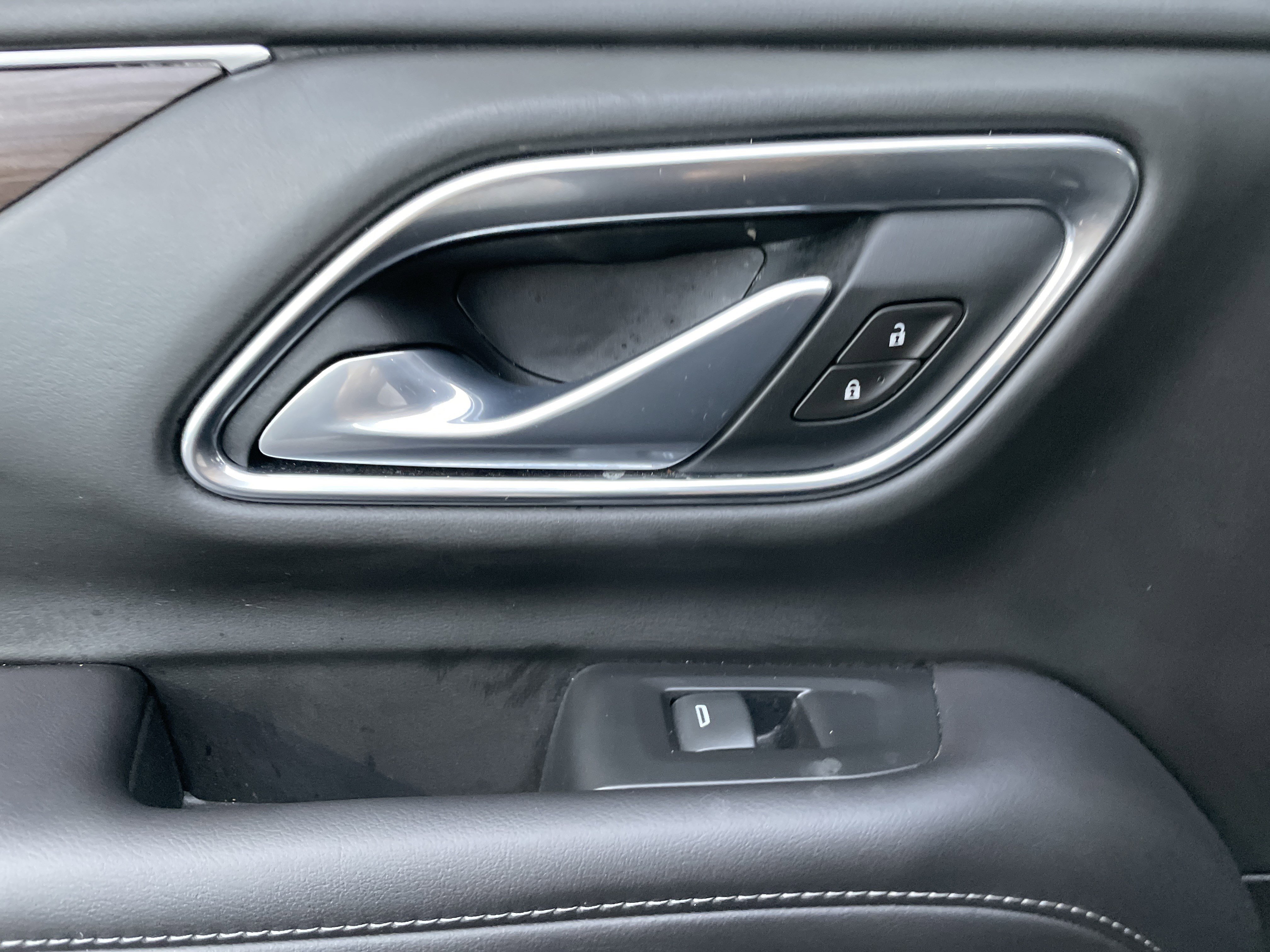 Used 2021 Chevrolet Tahoe Z71 w/ Luxury Package image 31