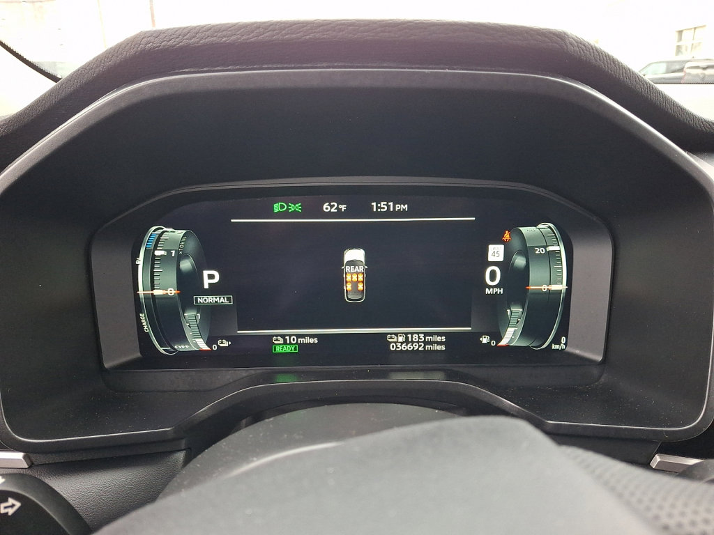 Used 2024 Mitsubishi Outlander 4WD Plug-In Hybrid image 26