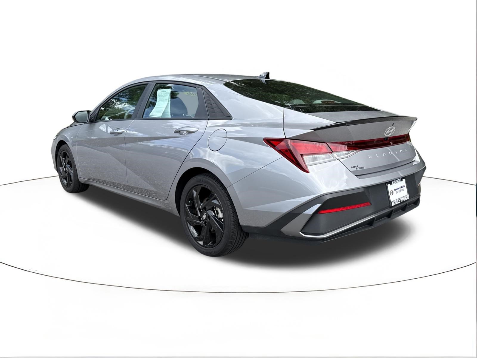 Certified 2026 Hyundai Elantra Sport FWD image 5
