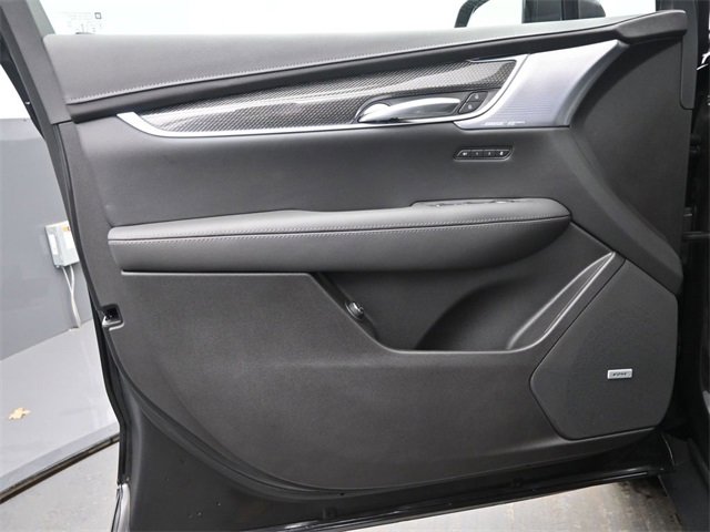 New 2026 Cadillac XT5 Sportv w/ LPO, Onyx Lite Package image 12