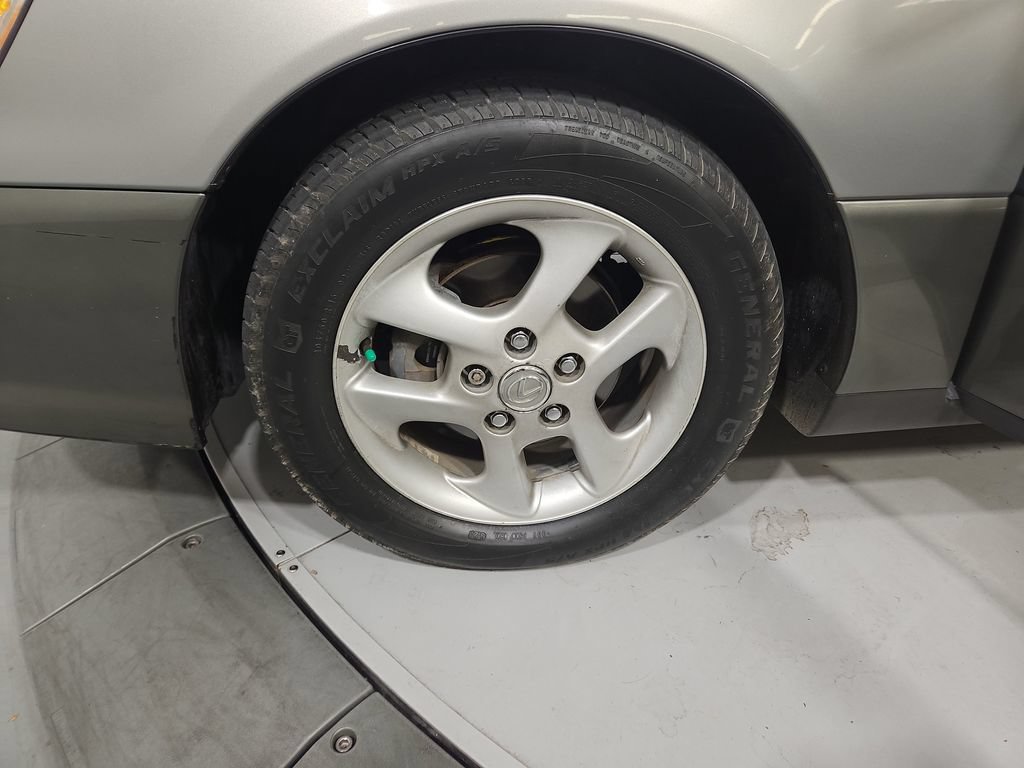 Used 2000 Lexus ES 330 w/ Lexus Value Pkg FWD image 26